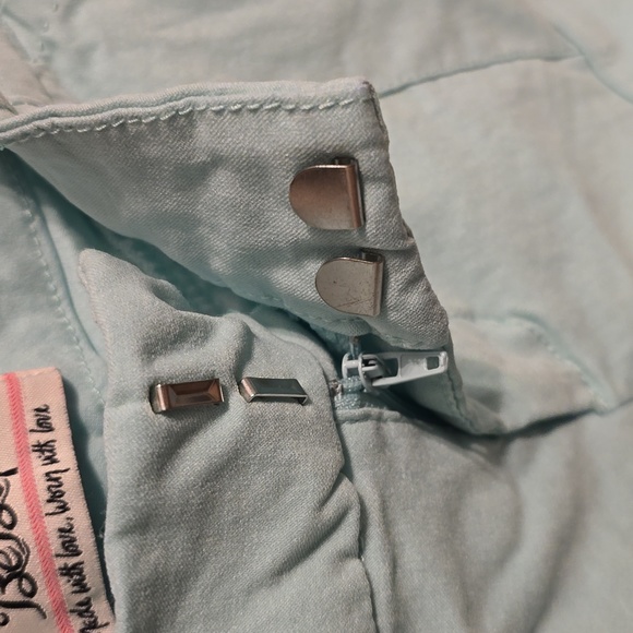 AquaMarine color BeBop size 7 Shorts. Adorable for Summer! - Picture 5 of 6